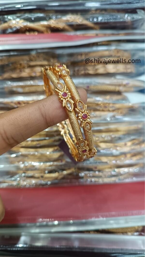 Floral Kundan Polki Bangle (Set of 2)