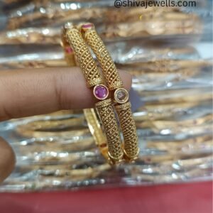 Style Textured Bangle (Set of 2)